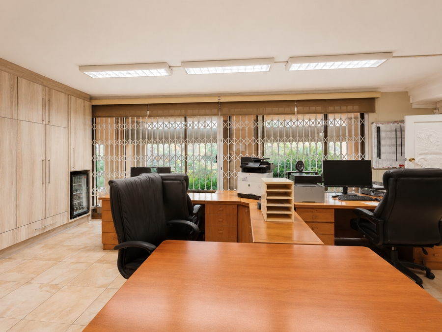 5 Bedroom Property for Sale in Three Rivers Gauteng