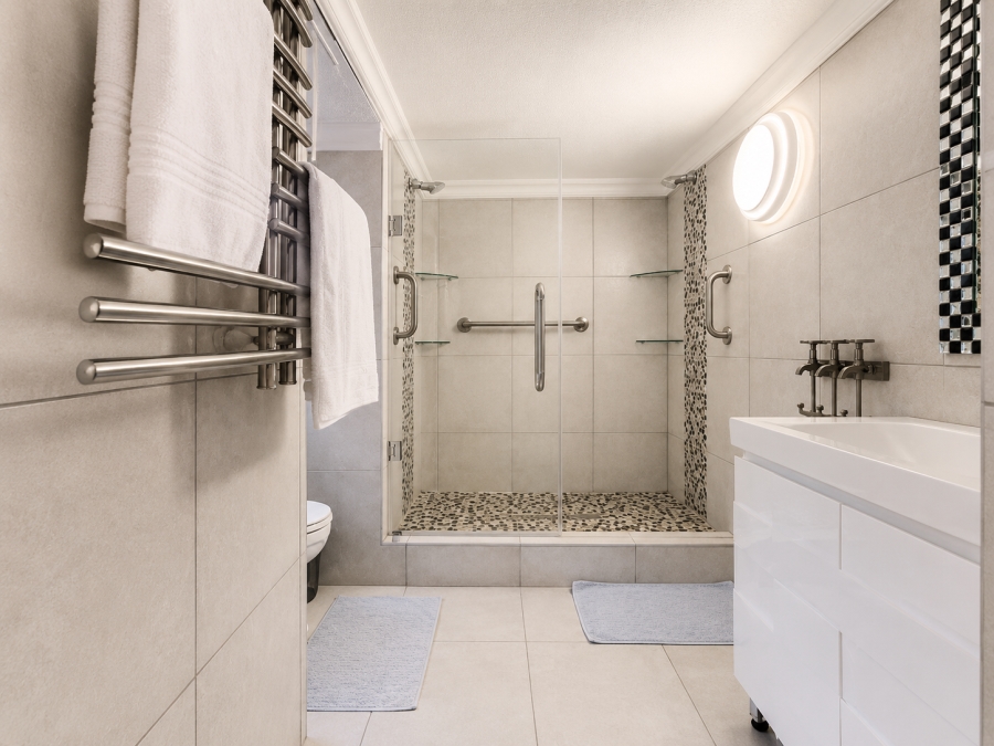 5 Bedroom Property for Sale in Three Rivers Gauteng