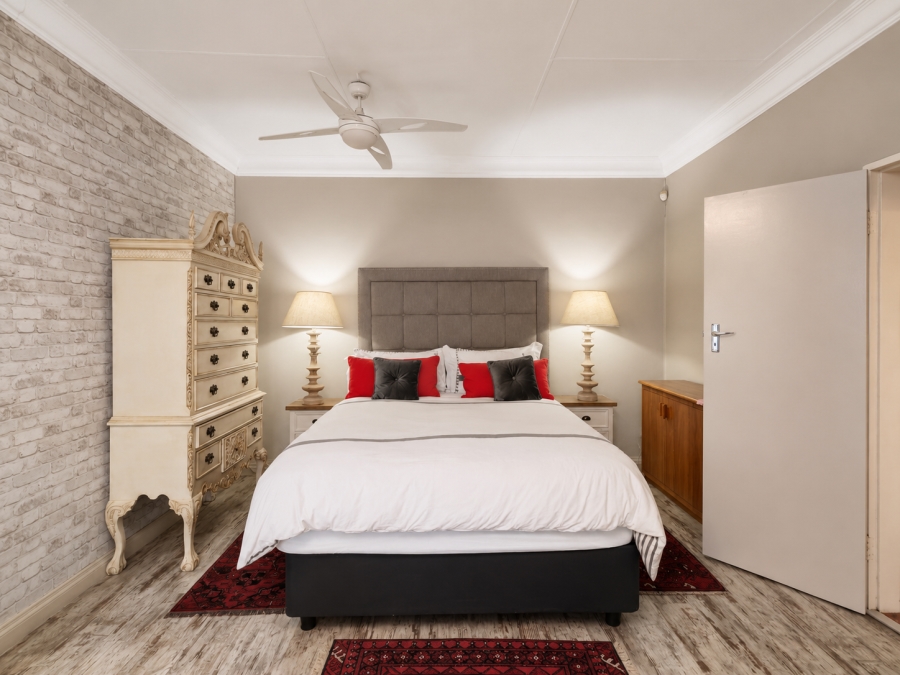 5 Bedroom Property for Sale in Three Rivers Gauteng