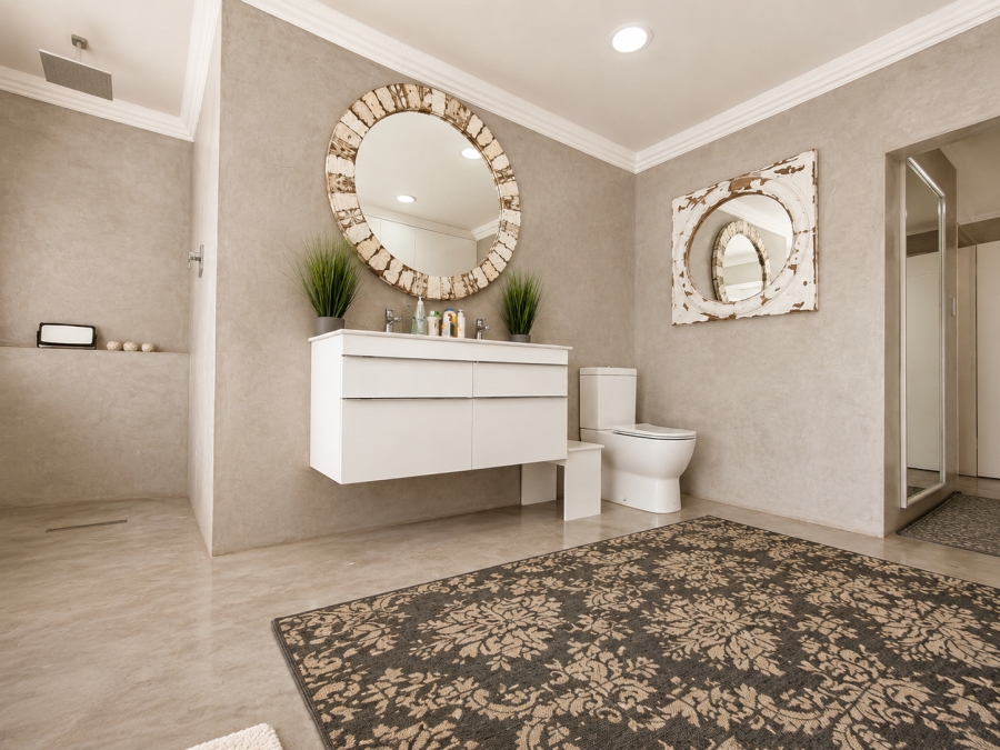 5 Bedroom Property for Sale in Three Rivers Gauteng
