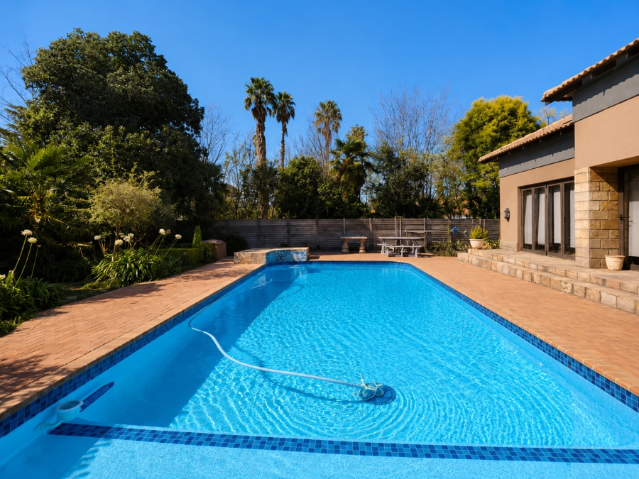 5 Bedroom Property for Sale in Three Rivers Gauteng