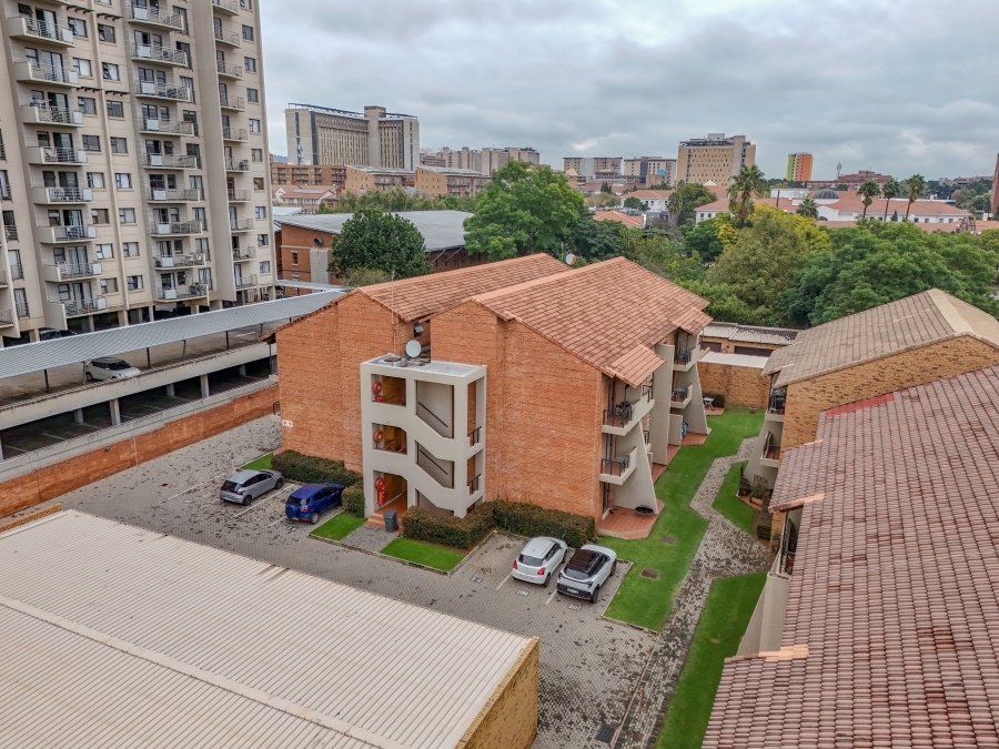 1 Bedroom Property for Sale in Hatfield Gauteng