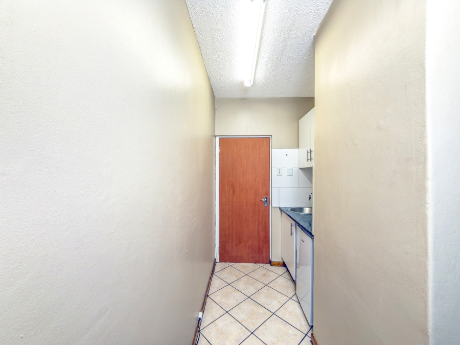 1 Bedroom Property for Sale in Hatfield Gauteng