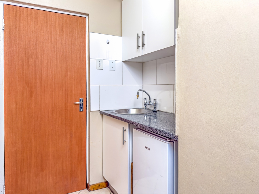 1 Bedroom Property for Sale in Hatfield Gauteng