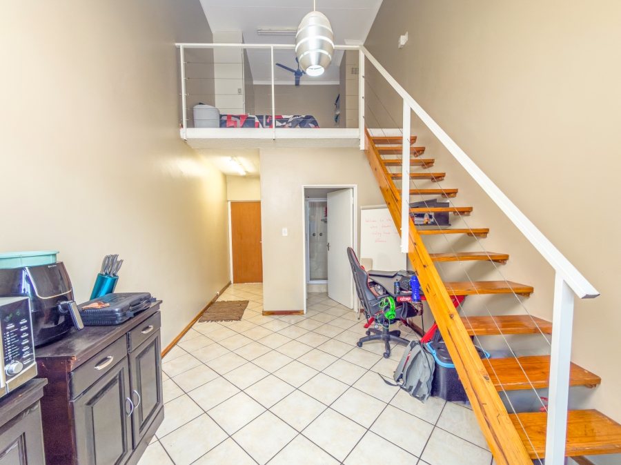 1 Bedroom Property for Sale in Hatfield Gauteng