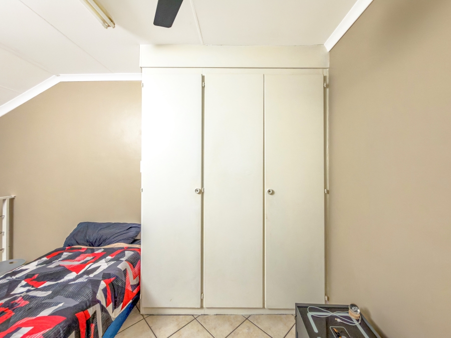 1 Bedroom Property for Sale in Hatfield Gauteng