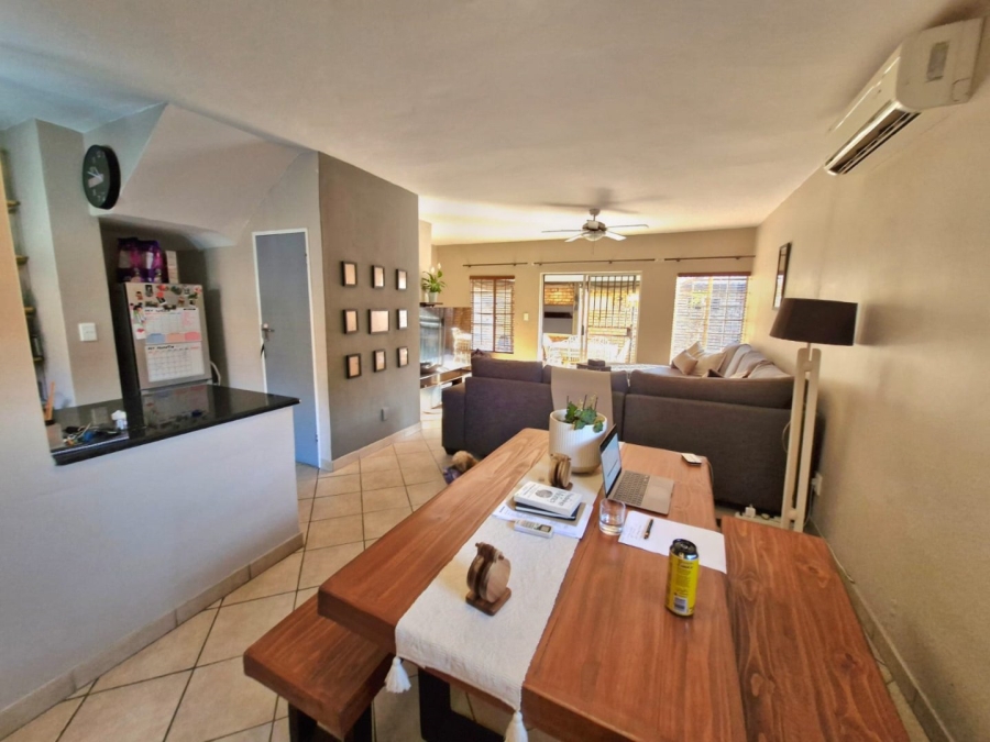 3 Bedroom Property for Sale in Sinoville Gauteng