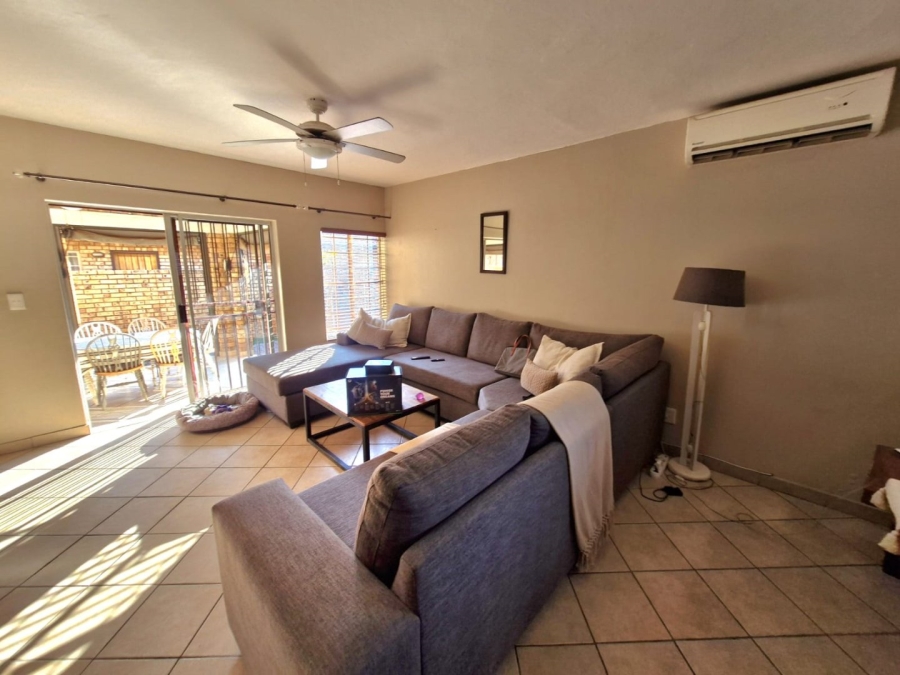 3 Bedroom Property for Sale in Sinoville Gauteng