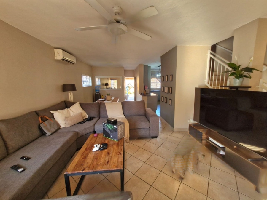 3 Bedroom Property for Sale in Sinoville Gauteng