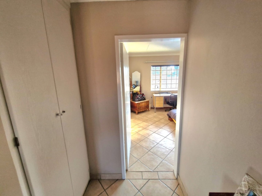 3 Bedroom Property for Sale in Sinoville Gauteng