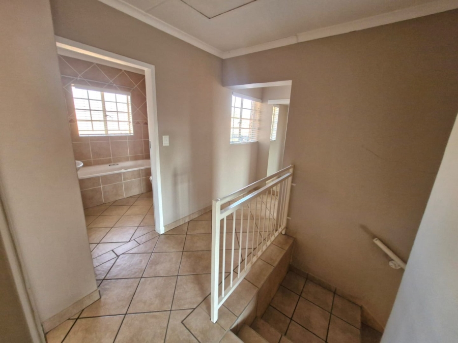 3 Bedroom Property for Sale in Sinoville Gauteng