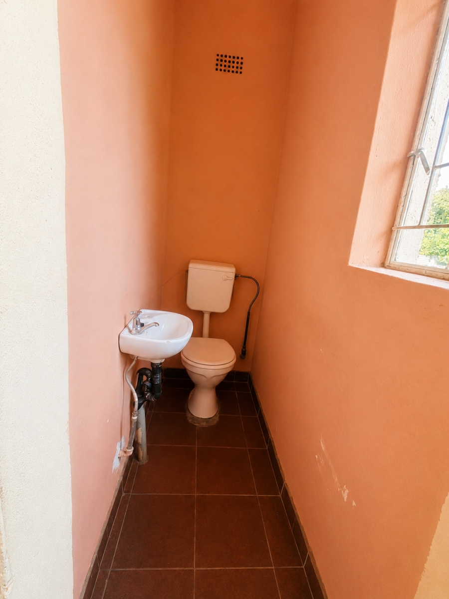 5 Bedroom Property for Sale in Bonanne Gauteng