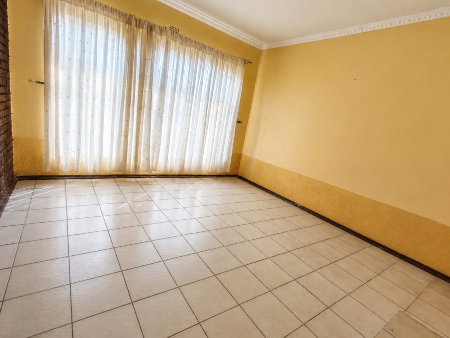 5 Bedroom Property for Sale in Bonanne Gauteng