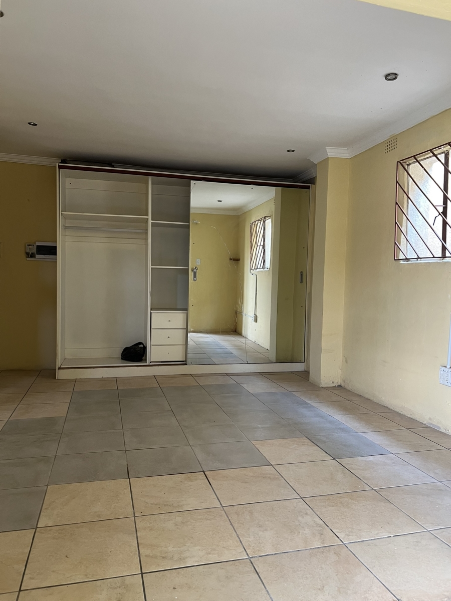 To Let 1 Bedroom Property for Rent in South Kensington Gauteng