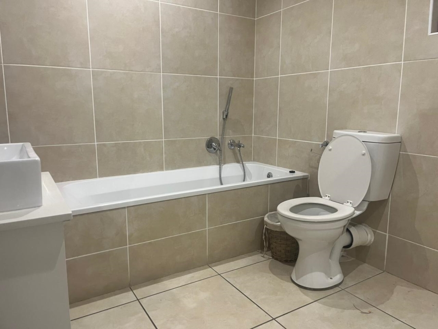 To Let 1 Bedroom Property for Rent in Barbeque Downs Gauteng