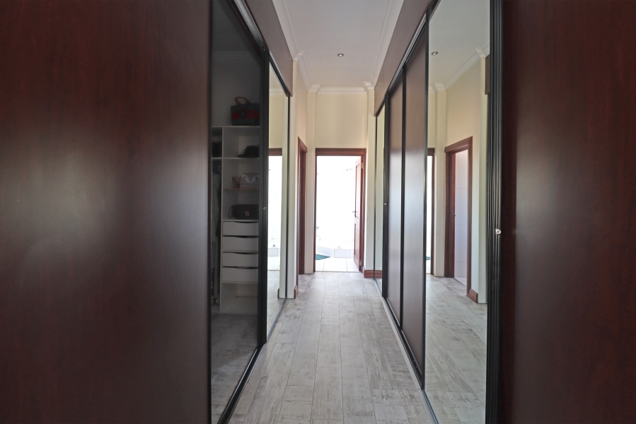 4 Bedroom Property for Sale in Blue Valley Golf Estate Gauteng
