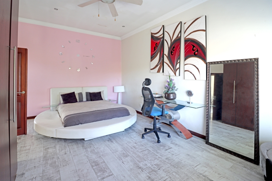 4 Bedroom Property for Sale in Blue Valley Golf Estate Gauteng