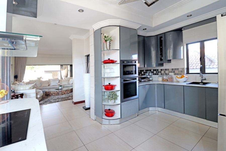 4 Bedroom Property for Sale in Blue Valley Golf Estate Gauteng