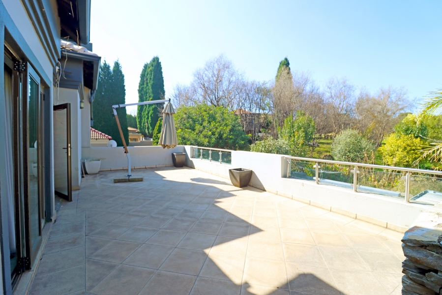 4 Bedroom Property for Sale in Blue Valley Golf Estate Gauteng