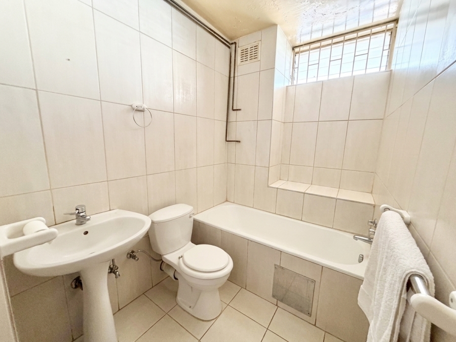 2 Bedroom Property for Sale in Muckleneuk Gauteng