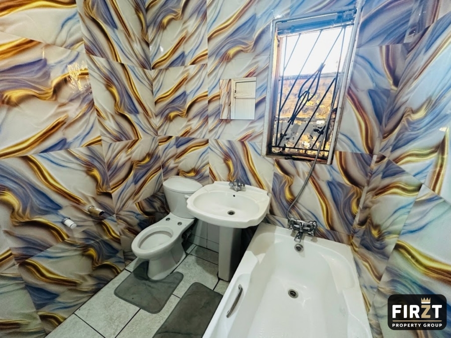 2 Bedroom Property for Sale in Meadowlands Gauteng