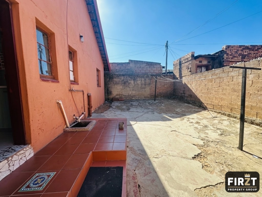 2 Bedroom Property for Sale in Meadowlands Gauteng