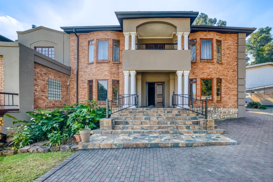 6 Bedroom Property for Sale in Parktown Gauteng