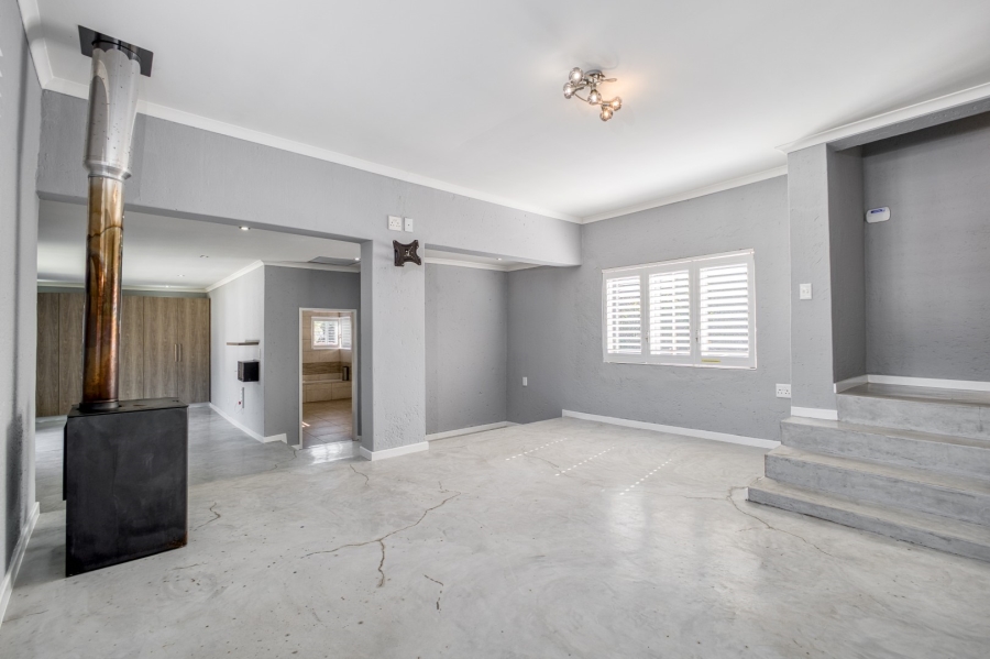 6 Bedroom Property for Sale in Parktown Gauteng