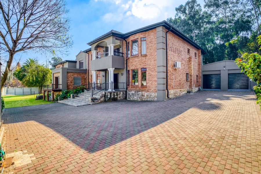 6 Bedroom Property for Sale in Parktown Gauteng