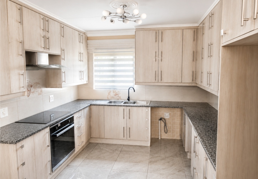 2 Bedroom Property for Sale in Groblerpark Gauteng