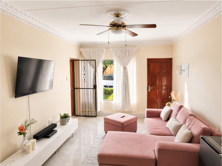 2 Bedroom Property for Sale in Groblerpark Gauteng
