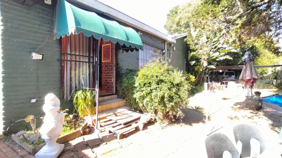 8 Bedroom Property for Sale in Greenhills Gauteng
