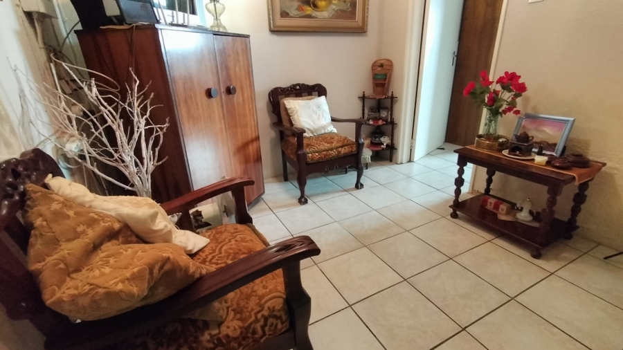 8 Bedroom Property for Sale in Greenhills Gauteng
