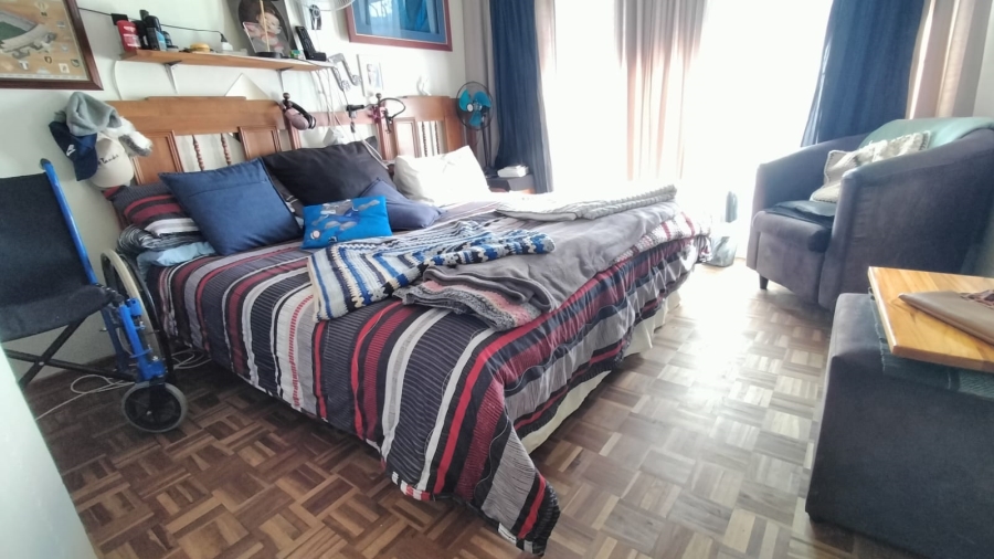 8 Bedroom Property for Sale in Greenhills Gauteng