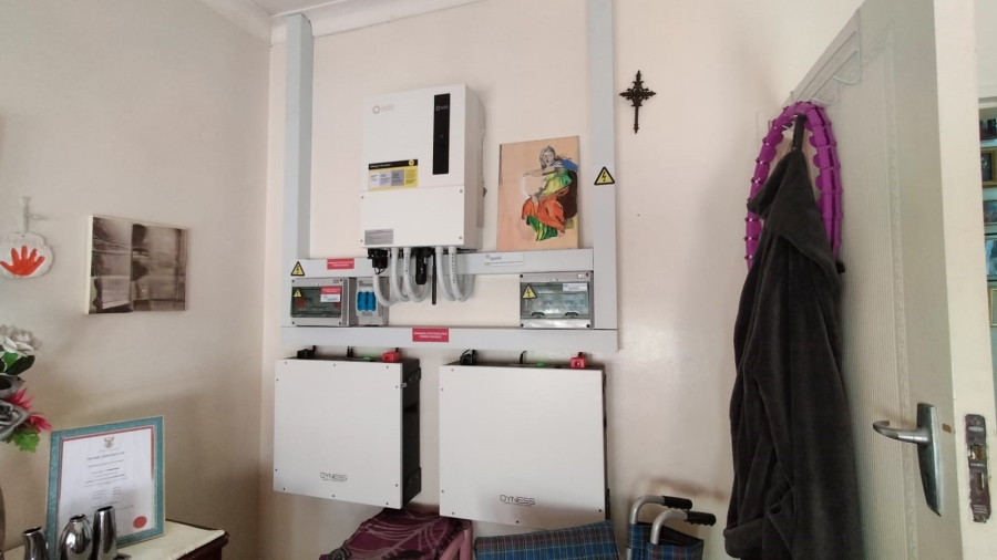 8 Bedroom Property for Sale in Greenhills Gauteng