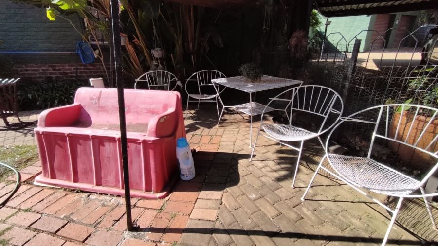8 Bedroom Property for Sale in Greenhills Gauteng