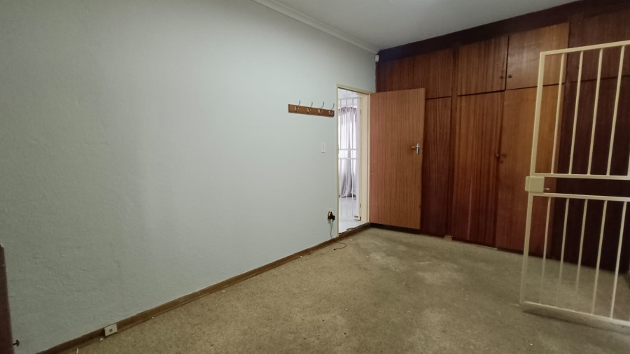 3 Bedroom Property for Sale in Helikonpark Gauteng