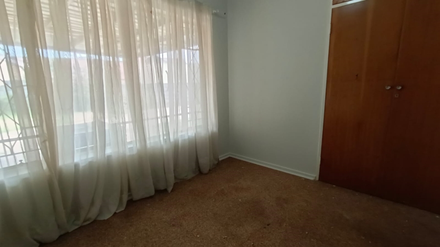 3 Bedroom Property for Sale in Helikonpark Gauteng