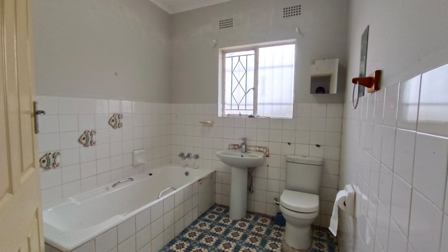 3 Bedroom Property for Sale in Helikonpark Gauteng
