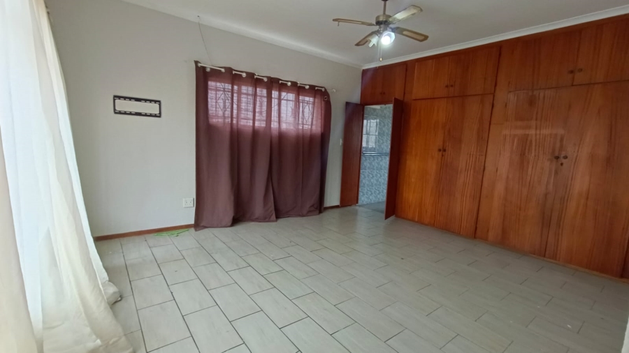3 Bedroom Property for Sale in Helikonpark Gauteng