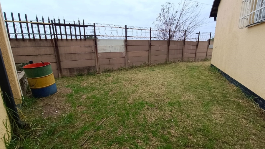 3 Bedroom Property for Sale in Helikonpark Gauteng
