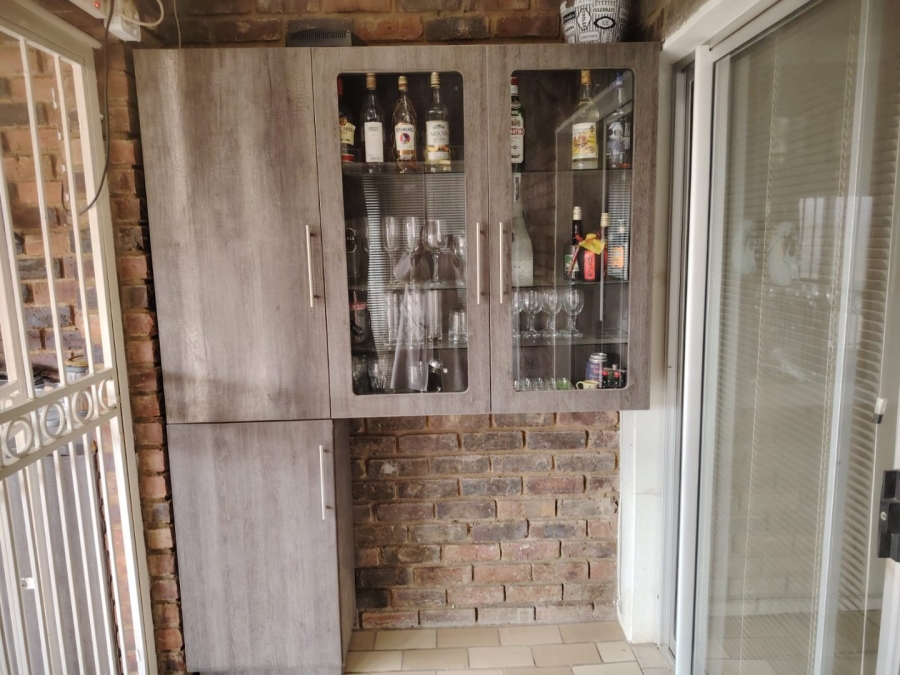 3 Bedroom Property for Sale in Greenhills Gauteng