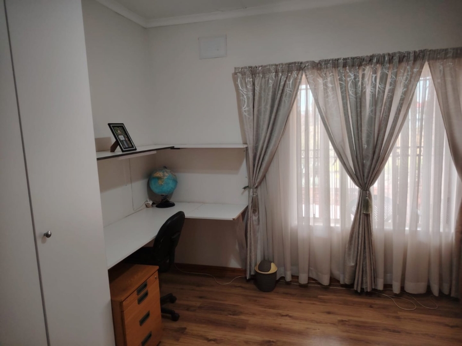 3 Bedroom Property for Sale in Greenhills Gauteng