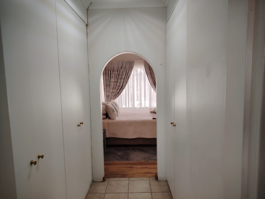 3 Bedroom Property for Sale in Greenhills Gauteng