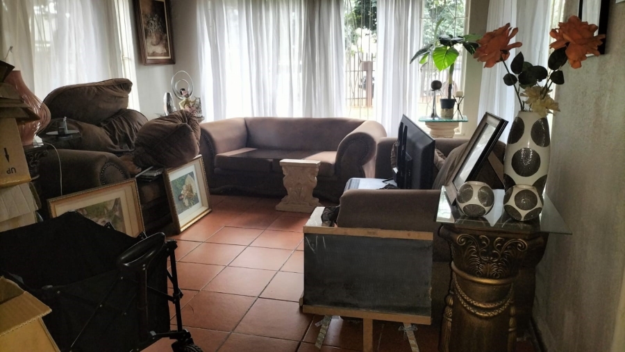 3 Bedroom Property for Sale in Helikonpark Gauteng