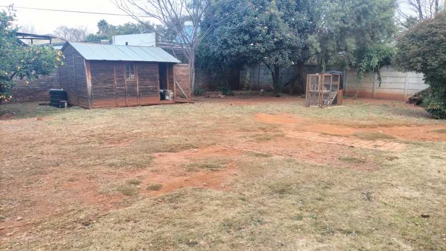 3 Bedroom Property for Sale in Helikonpark Gauteng