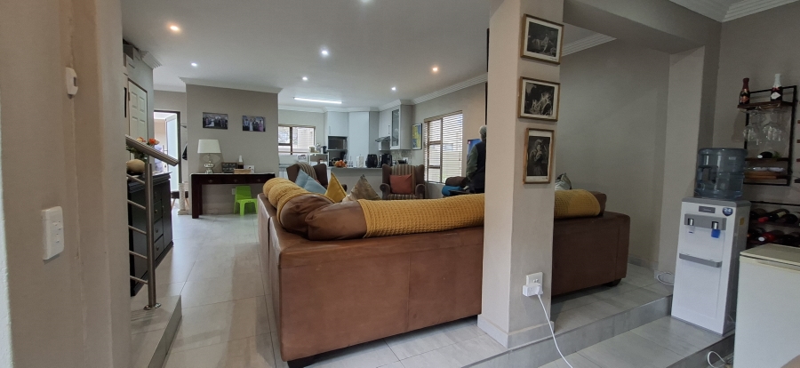 3 Bedroom Property for Sale in Monument Gauteng
