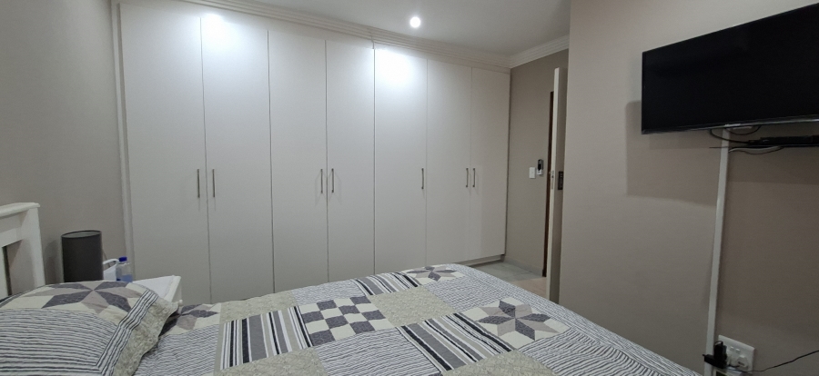 3 Bedroom Property for Sale in Monument Gauteng