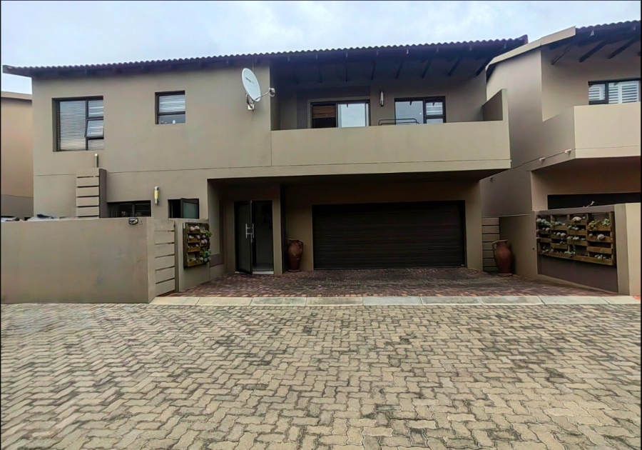 3 Bedroom Property for Sale in Monument Gauteng