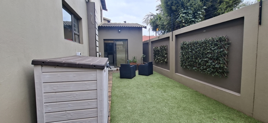 3 Bedroom Property for Sale in Monument Gauteng